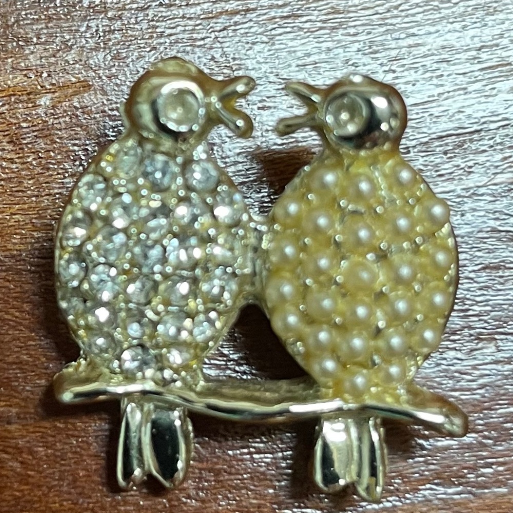 Vintage bird brooche